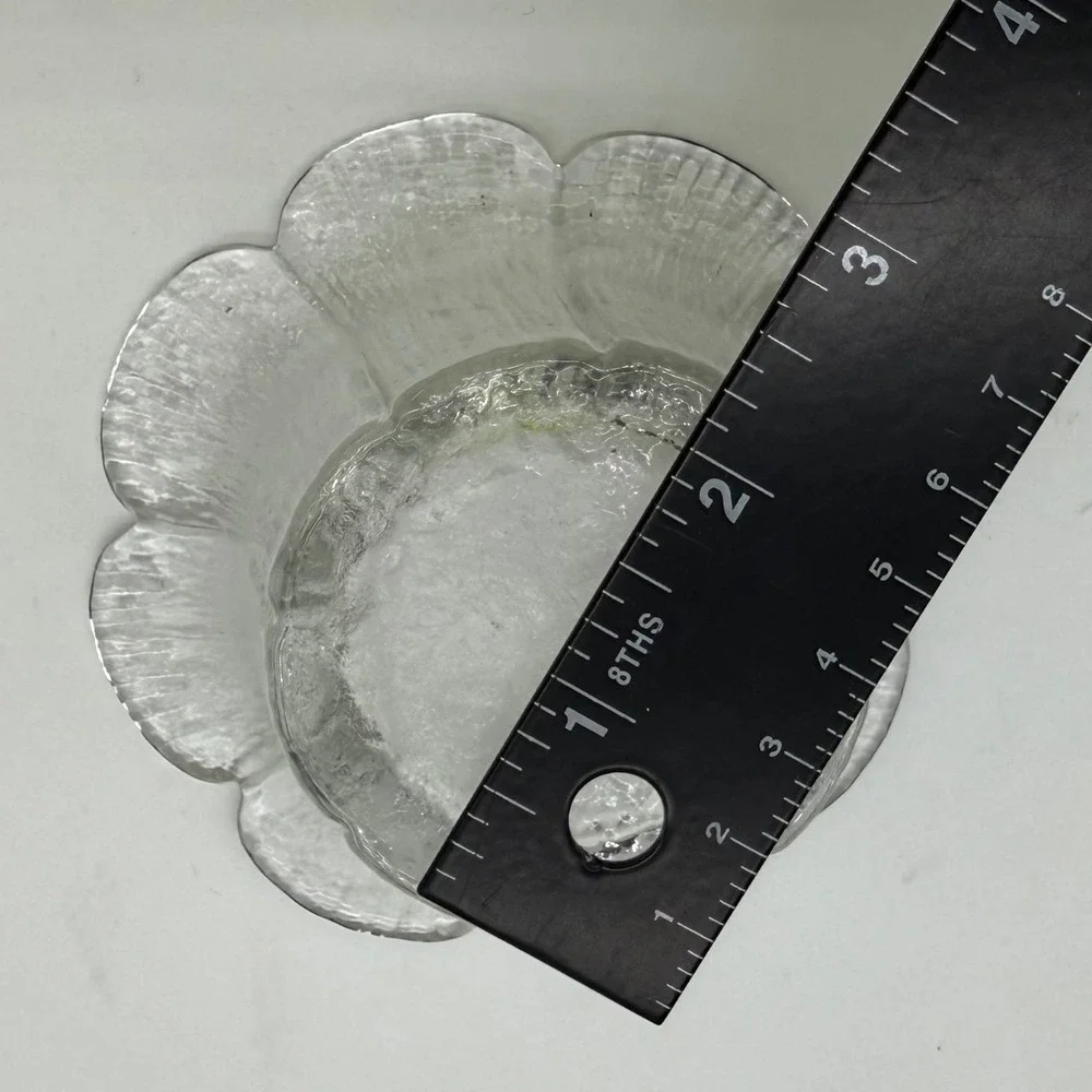 Vtg Finnish Art Glass Scalloped Petal Bowl Dish MCM light blue cerium UV glow